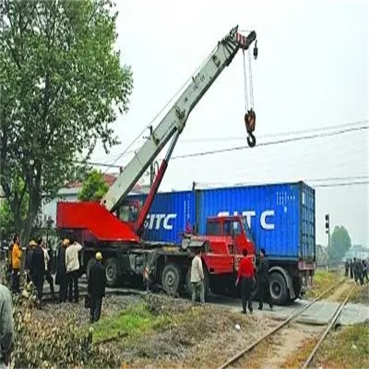 泗水如何快速找到附近的吊车救援公司